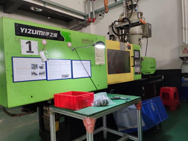 注塑(su)模具(ju)