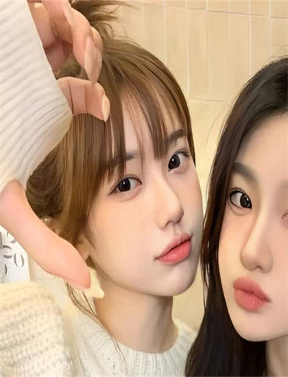 《我有一个朋友》角色研究：主角的成长历程与心路变化 展现表演艺术的魅力